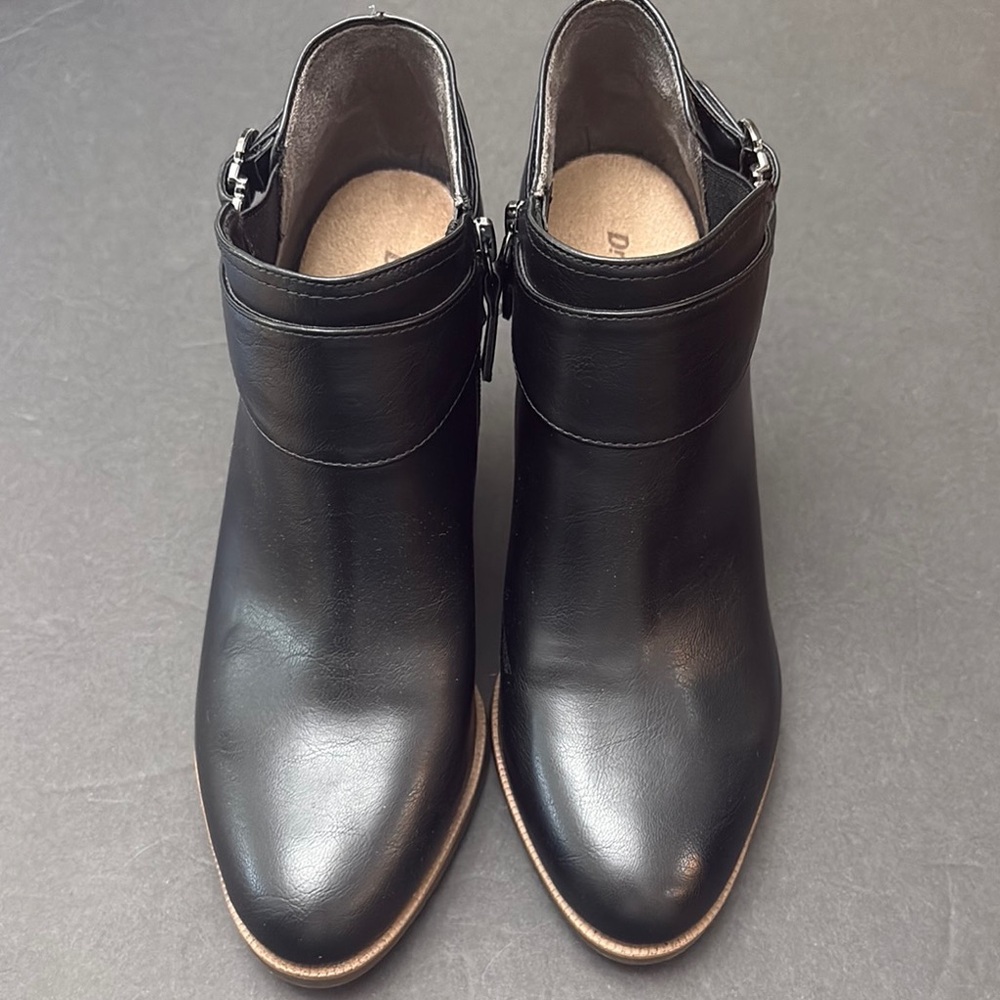Dr. Scholl's Black kickstart block heel bootie sz 10
